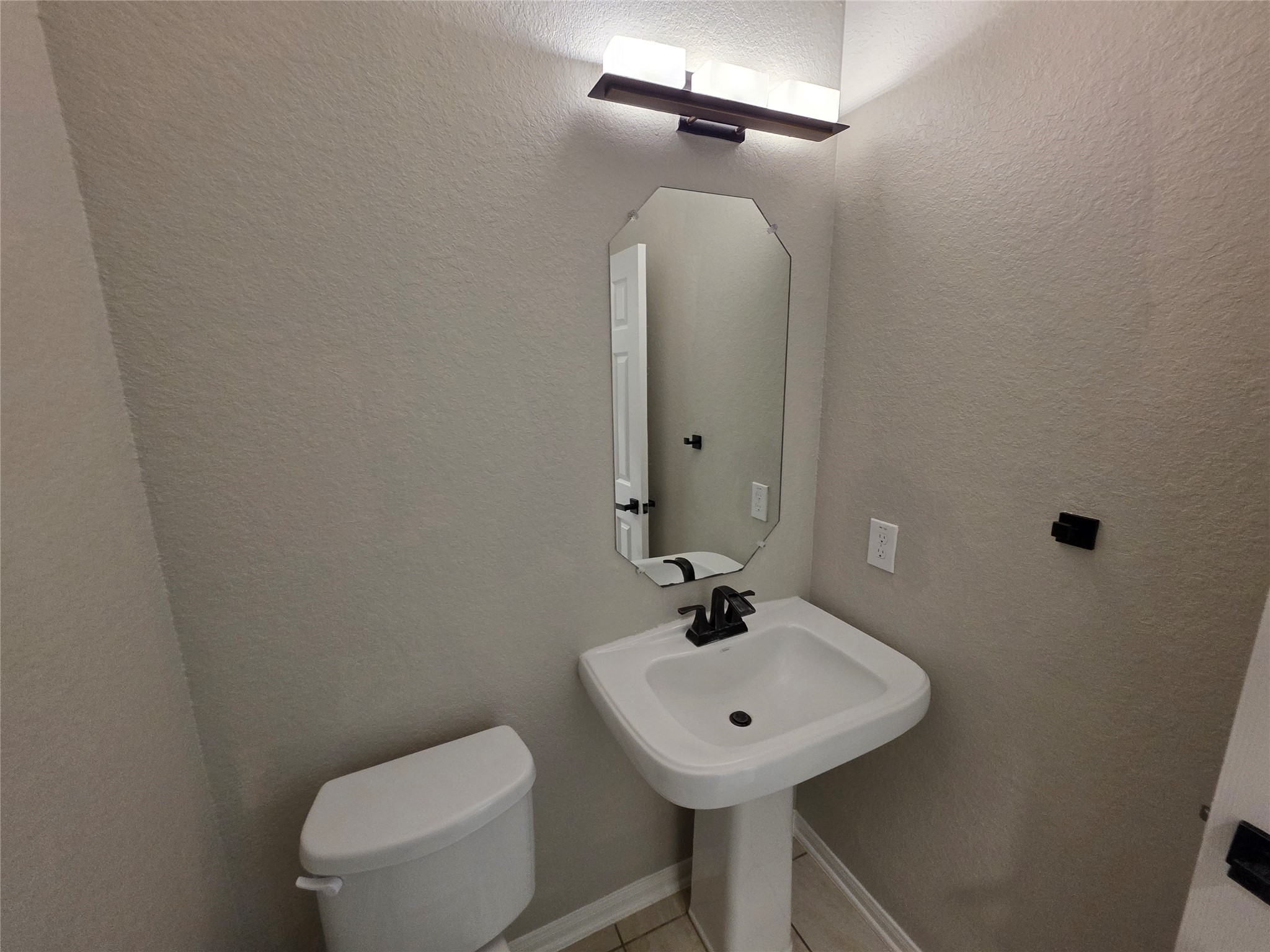 4427 Garden Ridge Court Houston, TX 77084 - Photo 7 of 35