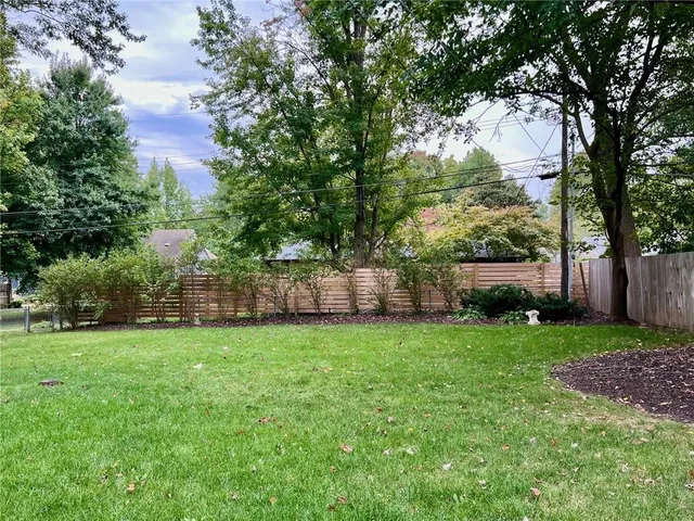 $450,000 | 4811 West 65th Terrace, Prairie Village, KS 66208