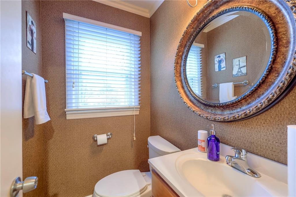 4811 West 65th Terrace Prairie Village, KS 66208 - Photo 10 of 29