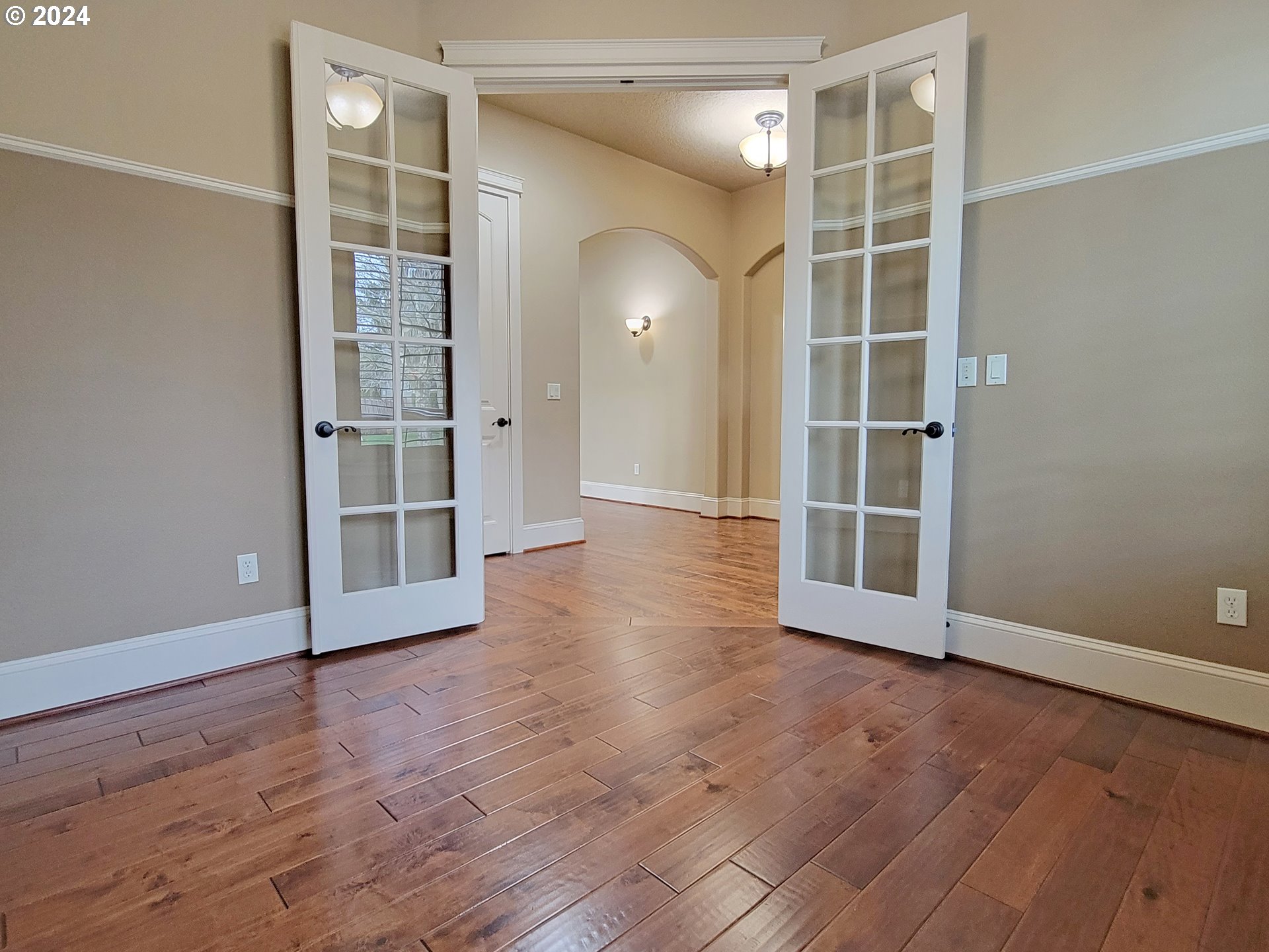 2736 Ridge Lane West Linn, OR 97068 - Photo 6 of 48 Gallery Image 6