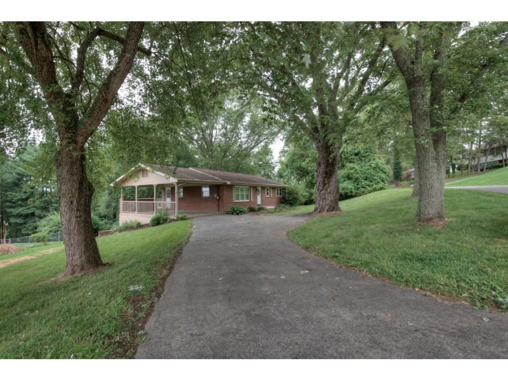 438 Sioux Road Bristol, VA 24201 - Photo 1 of 21 Photo 1