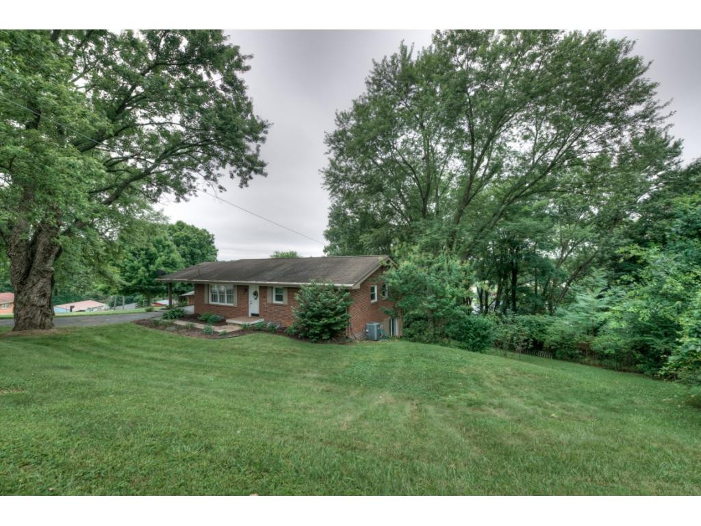 438 Sioux Road Bristol, VA 24201 - Photo 17 of 21 Photo 17