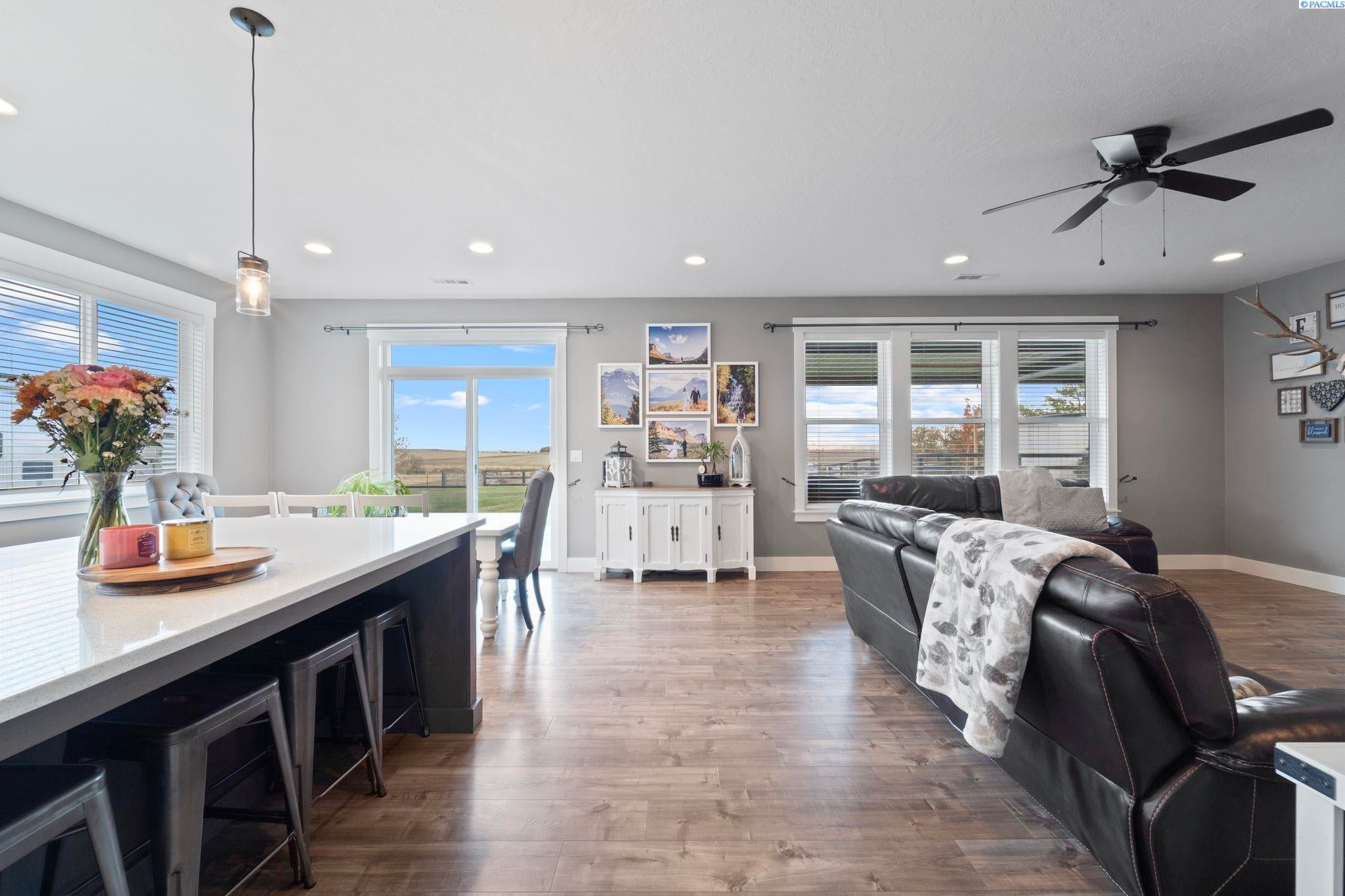 28006 East Ruppert Road Benton City, WA 99320 - Photo 14 of 49 Gallery Image 14