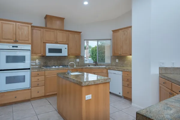 $625,000 | 74140 Scholar Lane East, Palm Desert, CA 92211