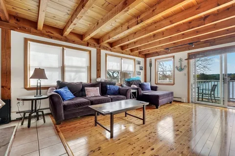 $1,099,000 | 780-782 Main Street, Melrose, MA 02176