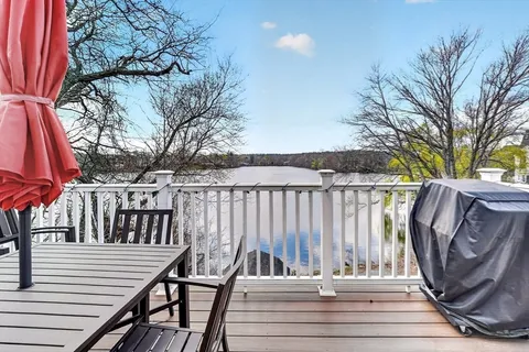 $1,099,000 | 780-782 Main Street, Melrose, MA 02176