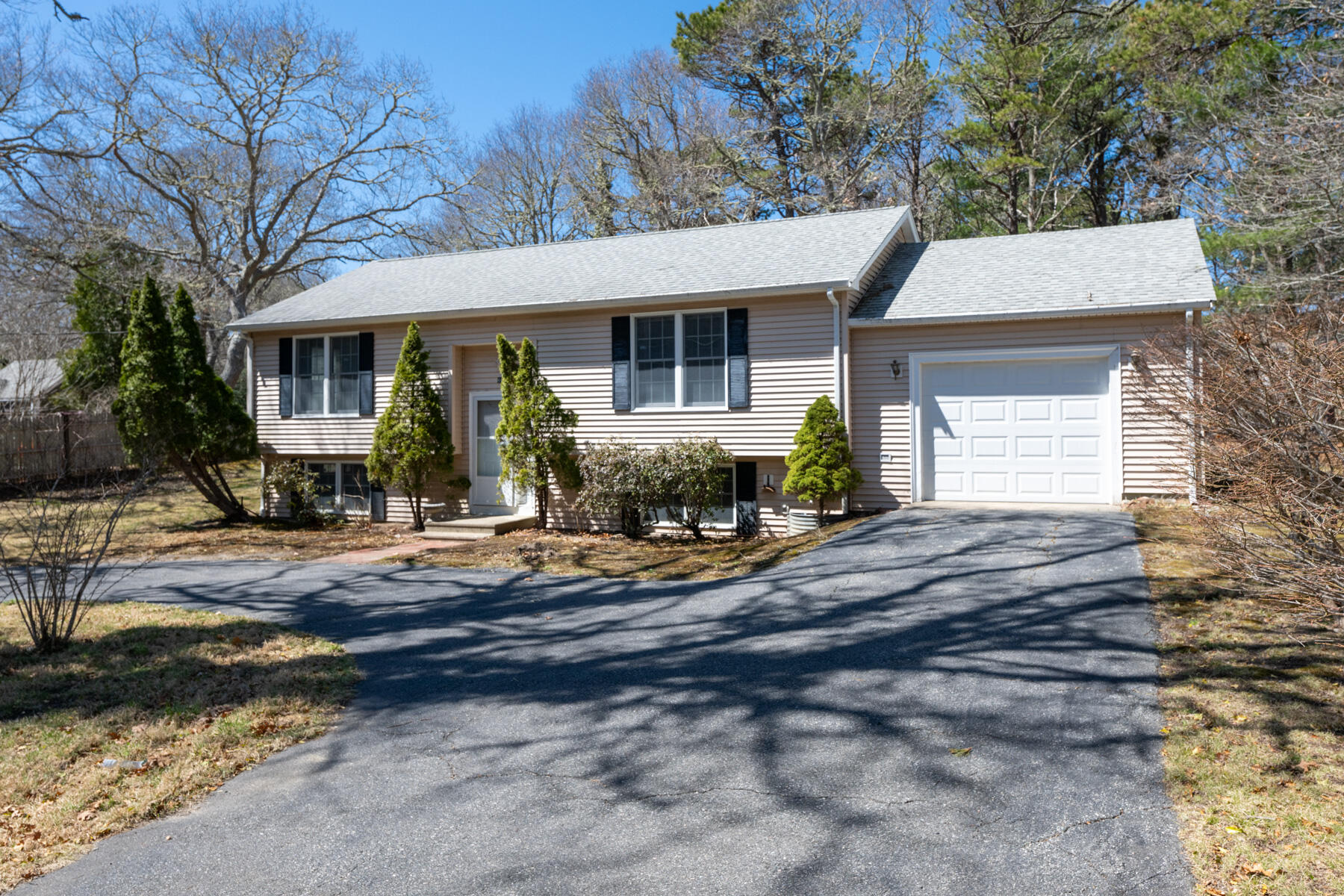 441 Old Mill Road Osterville, MA 02655 - Photo 4 of 17 441OldMill103