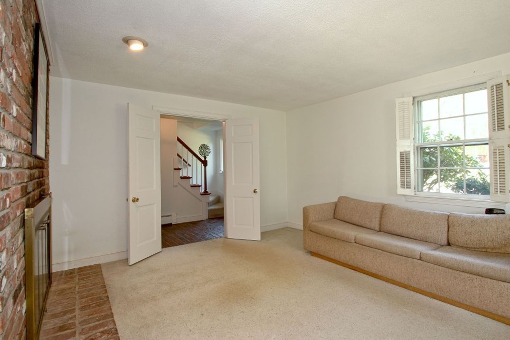 15 York Road Wayland, MA 01778 - Photo 16 of 26 Gallery Image 16