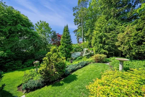 $1,795,000 | 27 Waldron Street, Marblehead, MA 01945