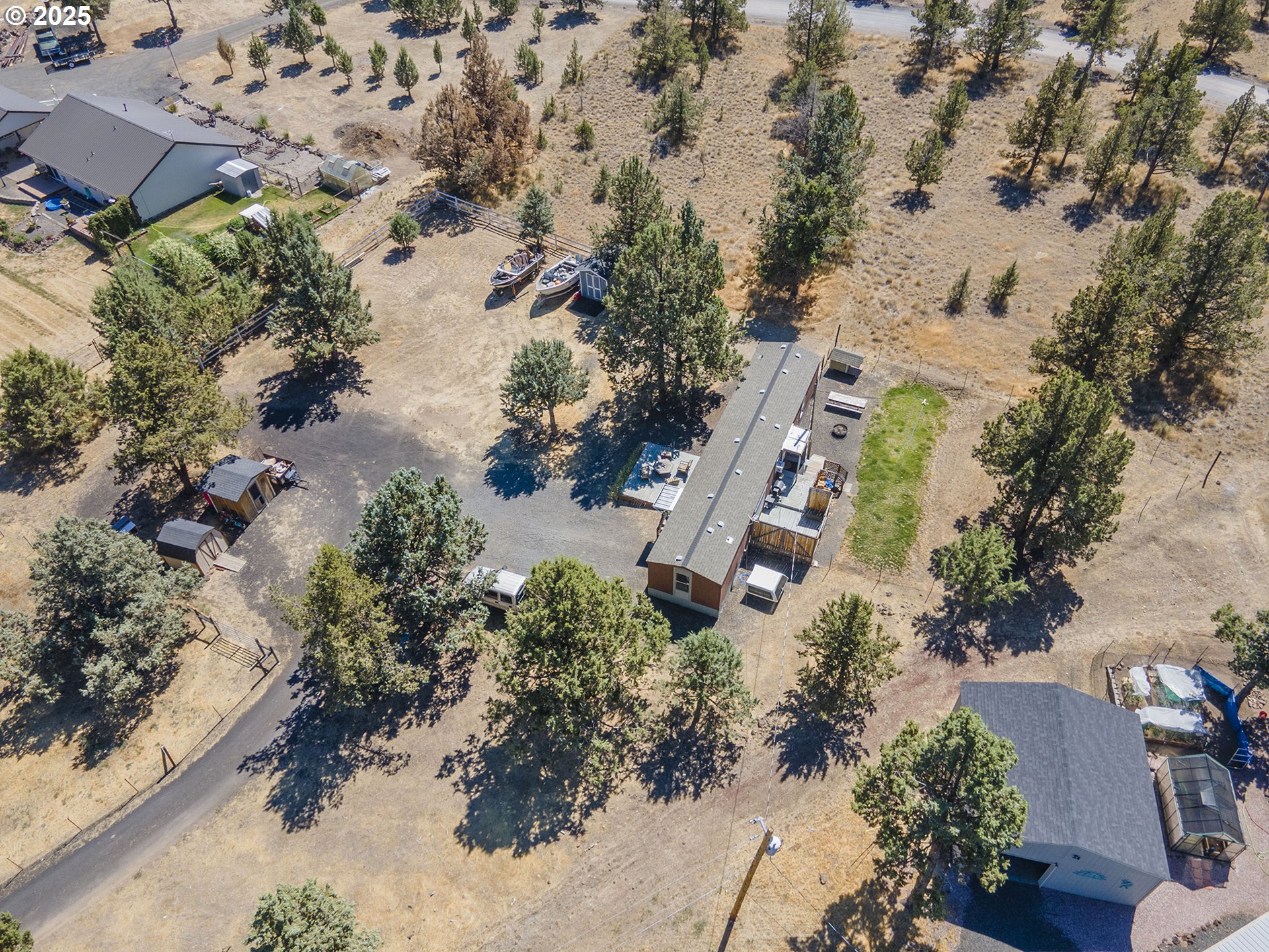 13406 Southwest Oasis Court Terrebonne, OR 97760 - Photo 41 of 48 an aerial view of a house with a yard