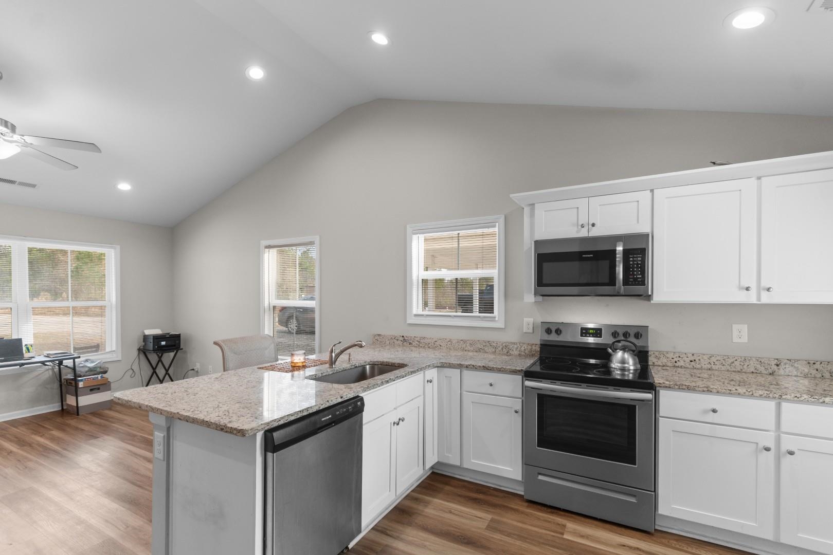 168 Rosedale Drive Aynor, SC 29511 - Photo 6 of 38