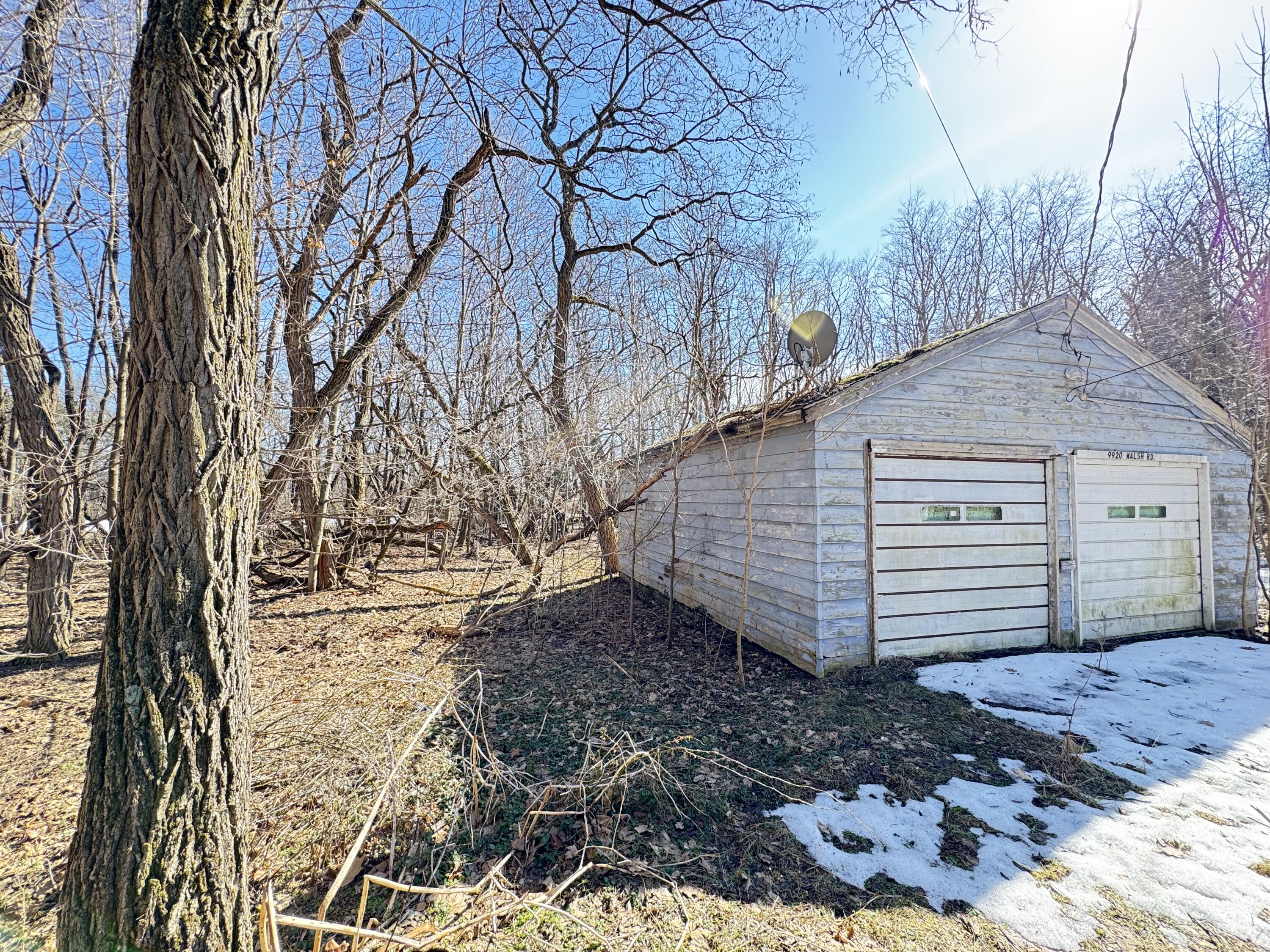9920 Walsh Road Montague, MI 49437 - Photo 2 of 9 IMG_5287