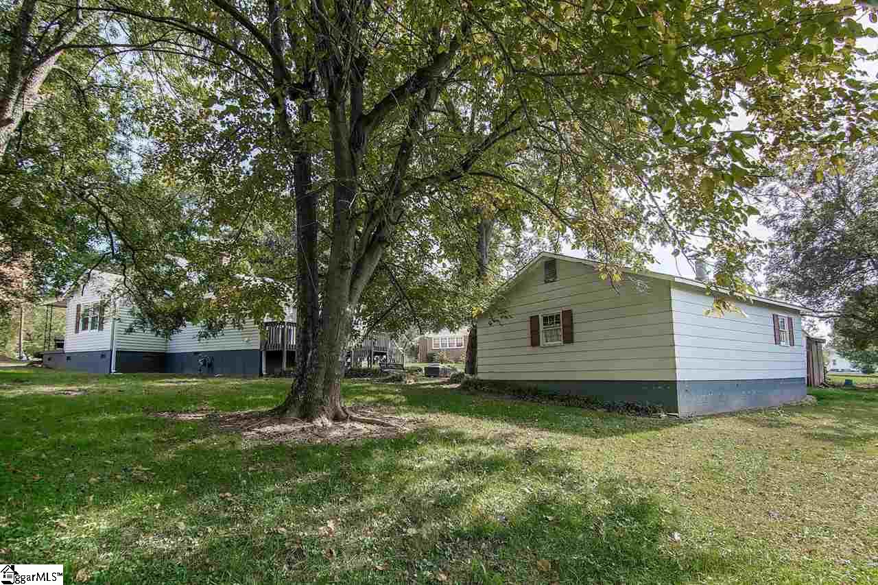 156 Mayo Road Chesnee, SC 29323 - Photo 29 of 33