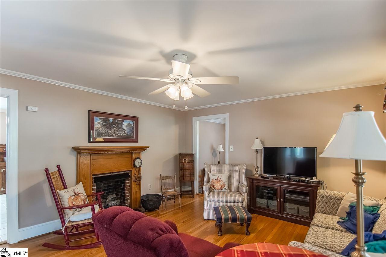 156 Mayo Road Chesnee, SC 29323 - Photo 8 of 33