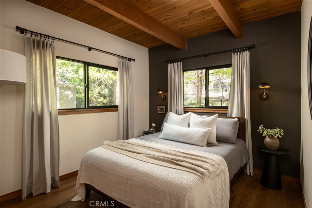 240 Blue Lake Road Lake Arrowhead, CA 92352 - Photo 17 of 31