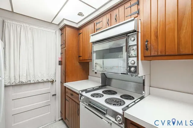 $749,900 | 8347 Carrleigh Parkway, Springfield, VA 22152