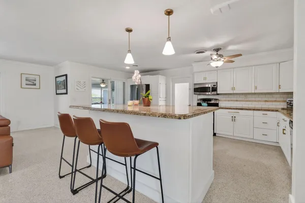 $670,000 | 12890 Southeast Circle Drive, Hobe Sound, FL 33455