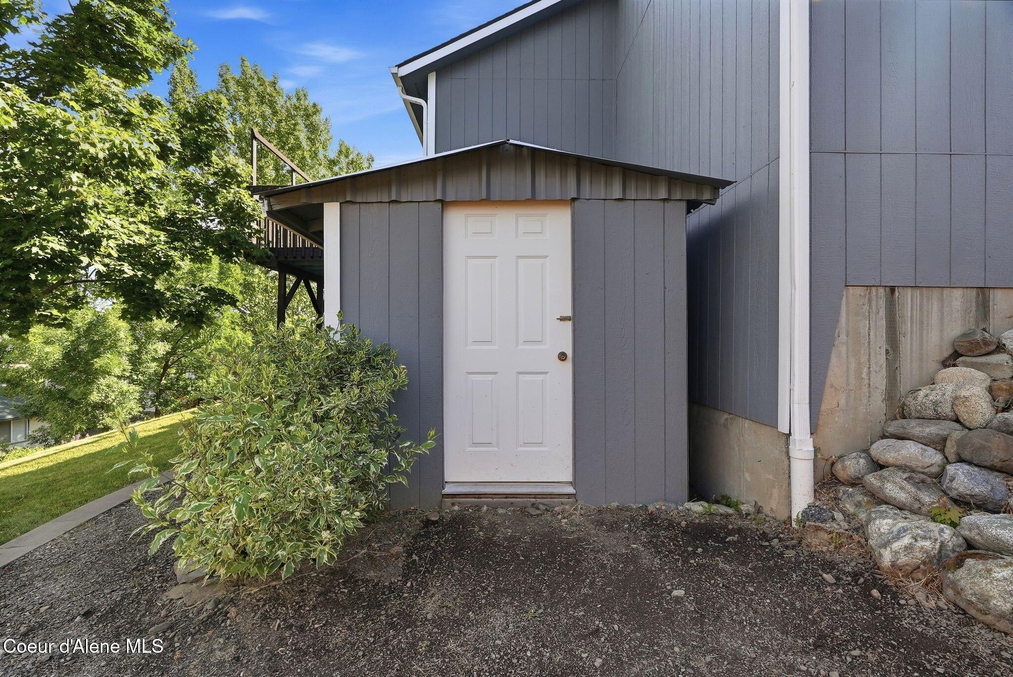 2795 North Rawhide Ridge Road Post Falls, ID 83854 - Photo 36 of 43 Shed