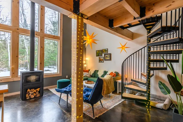 $595,000 | 1021 Johnson Circle, Kingfield, ME 04947