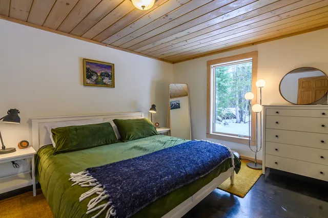 $595,000 | 1021 Johnson Circle, Kingfield, ME 04947