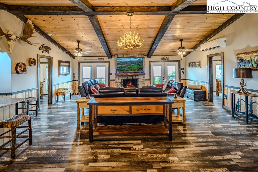 128 Hawthorn Road Beech Mountain, NC 28604 - Photo 2 of 46