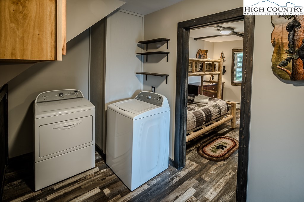 128 Hawthorn Road Beech Mountain, NC 28604 - Photo 36 of 46