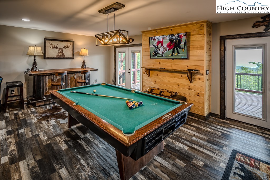 128 Hawthorn Road Beech Mountain, NC 28604 - Photo 40 of 46