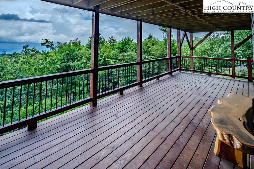 128 Hawthorn Road Beech Mountain, NC 28604 - Photo 45 of 46
