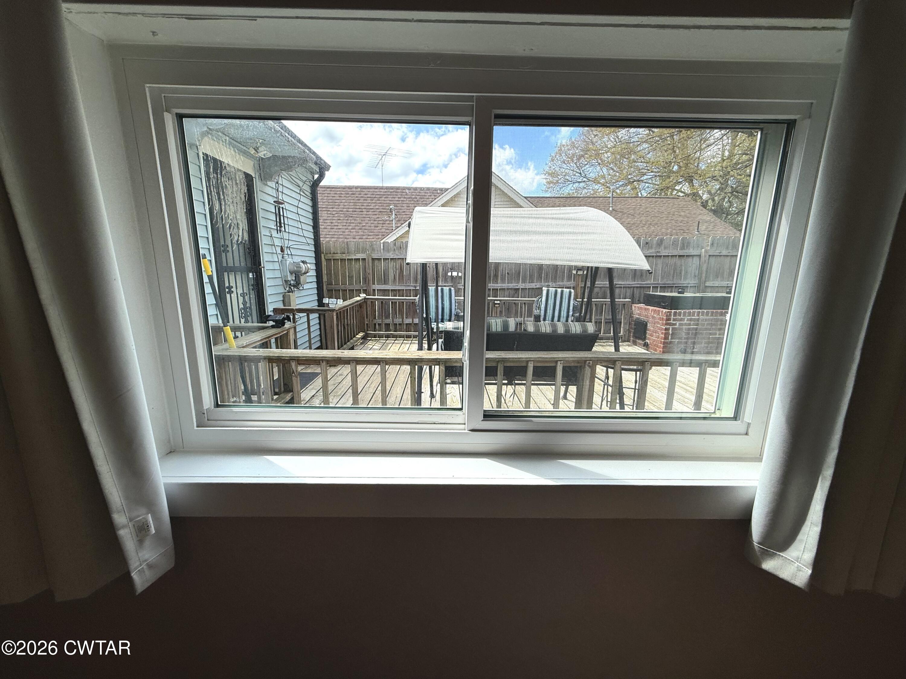 415 Division Avenue Jackson, TN 38301 - Photo 17 of 43 415 Addition Window