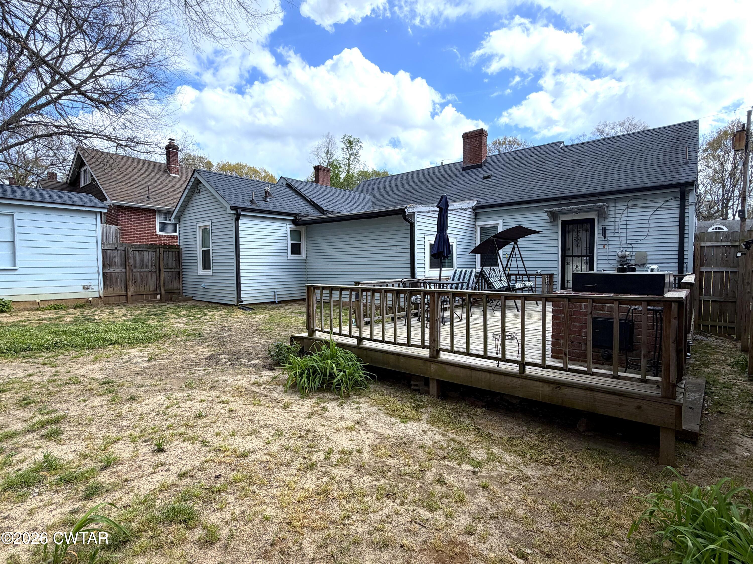 415 Division Avenue Jackson, TN 38301 - Photo 32 of 43 415 From Back Corner
