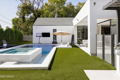 a view of outdoor space yard and patio