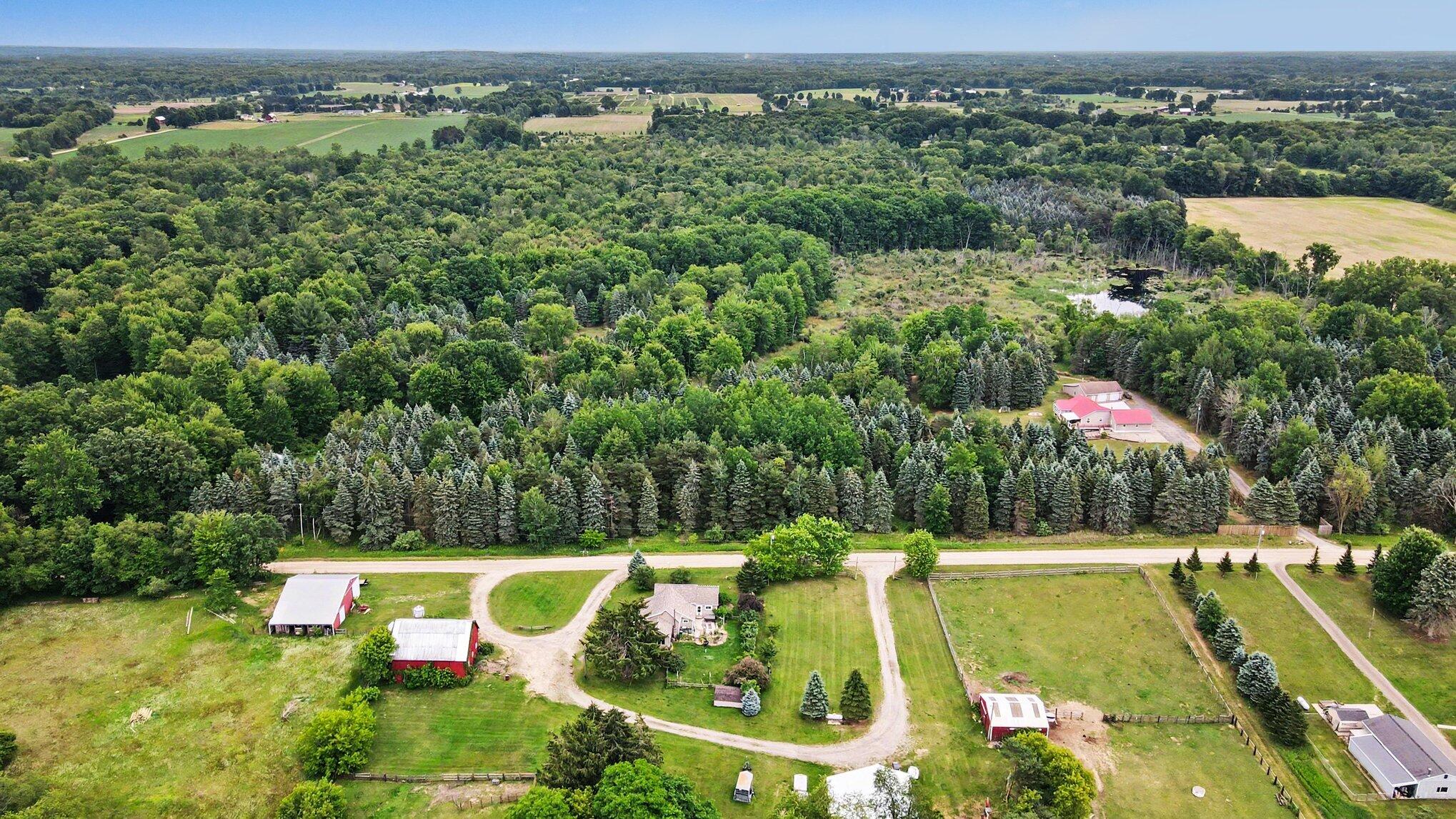 4485 South Miles Road Sheridan, MI 48884 - Photo 47 of 79 042_file_7238
