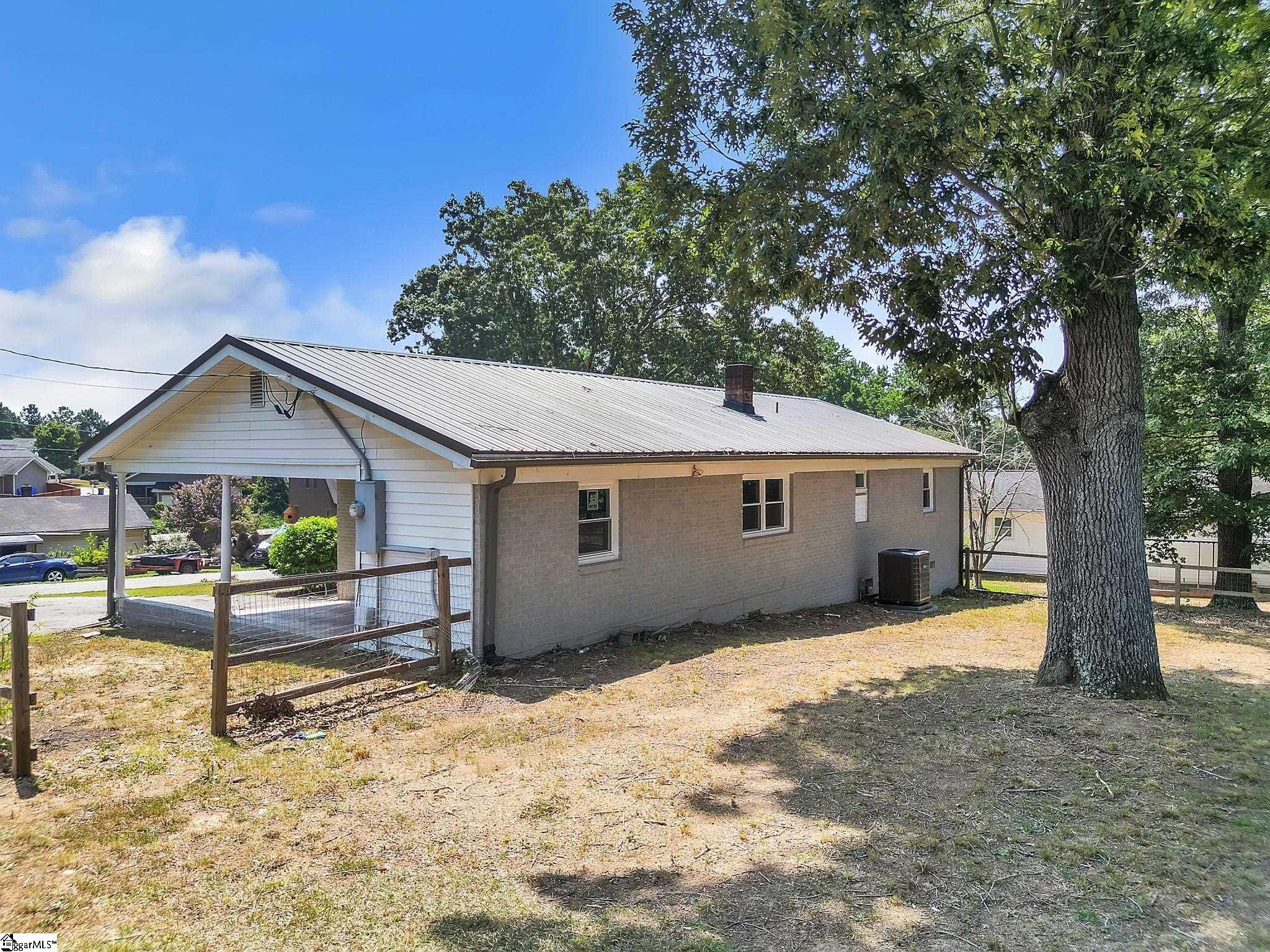 116 State Rd S-42-2623 Greer, SC 29651 - Photo 25 of 27