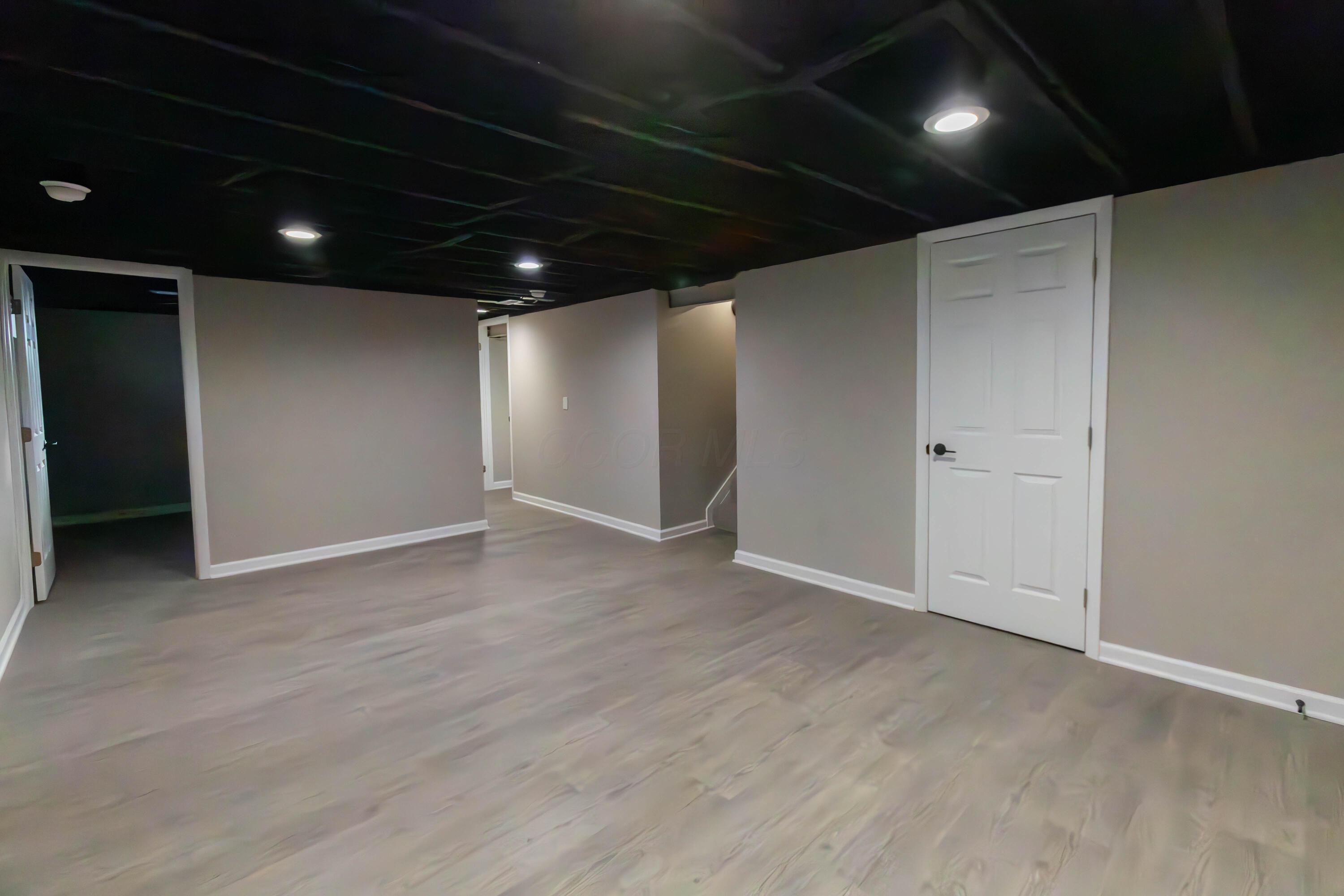 2025 Tupsfield Road Columbus, OH 43229 - Photo 27 of 29 R1 (27)