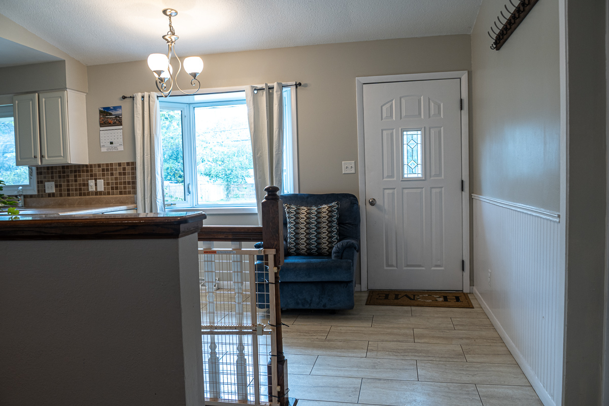 810 42nd Street Moline, IL 61265 - Photo 8 of 32