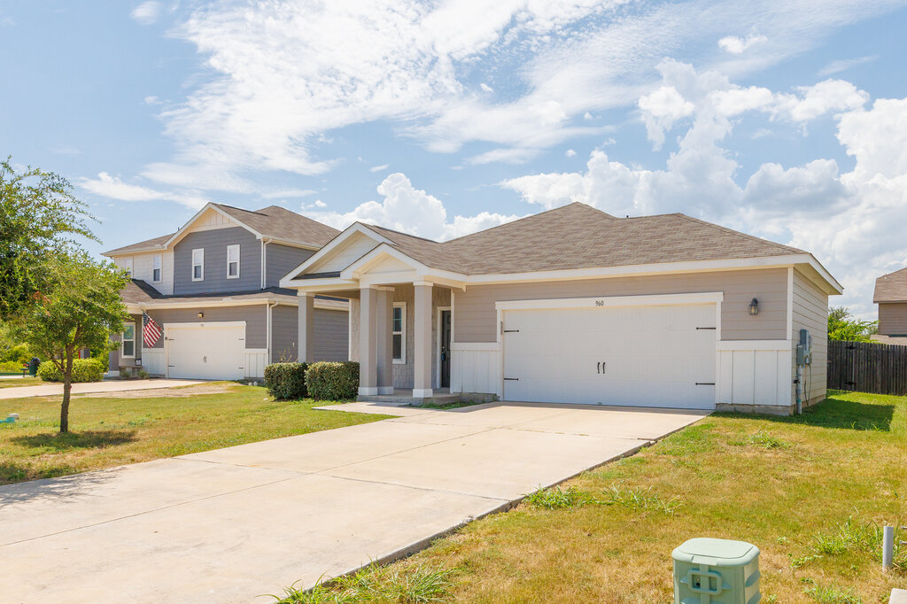 960 Bunton Reserve Boulevard Kyle, TX 78640 - Photo 1 of 1