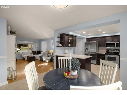 $495,000 | 11800 Northwest 9th Avenue, Vancouver, WA 98685