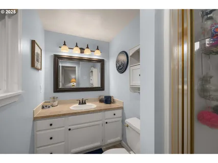 $495,000 | 11800 Northwest 9th Avenue, Vancouver, WA 98685