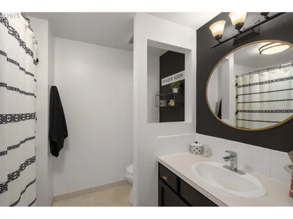 $495,000 | 11800 Northwest 9th Avenue, Vancouver, WA 98685