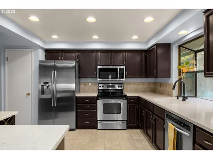 $495,000 | 11800 Northwest 9th Avenue, Vancouver, WA 98685