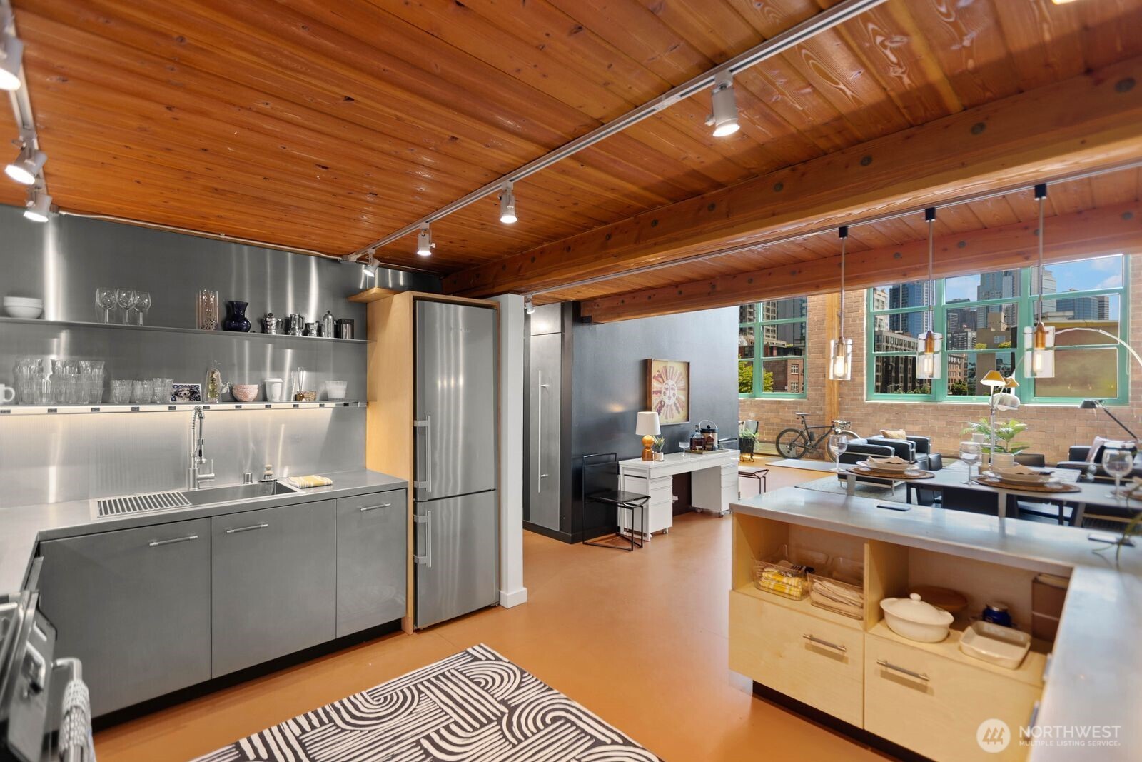 66 Bell Street, Unit 303 Seattle, WA 98121 - Photo 16 of 40