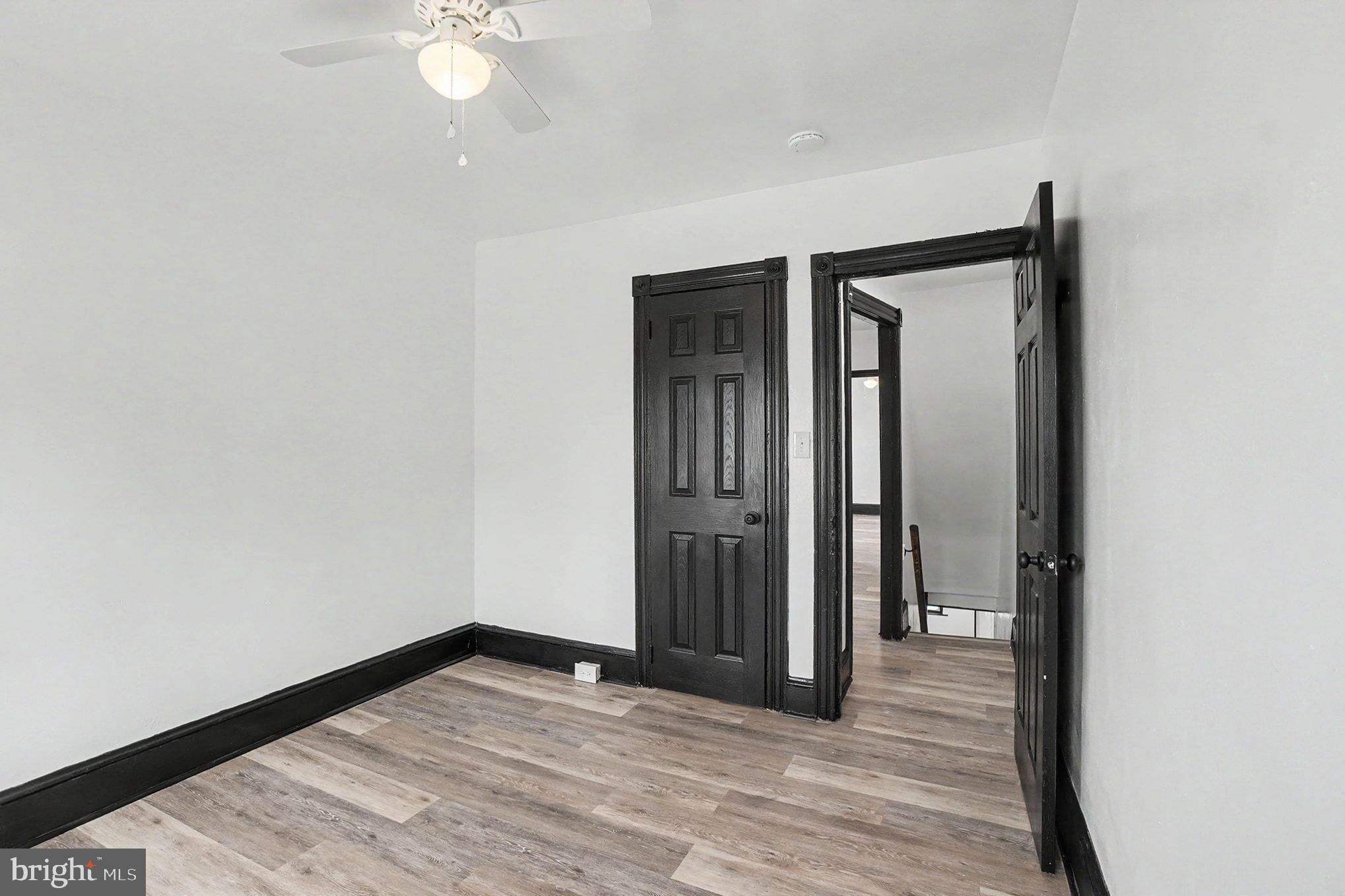 1231 Oley Street Reading, PA 19604 - Photo 18 of 36