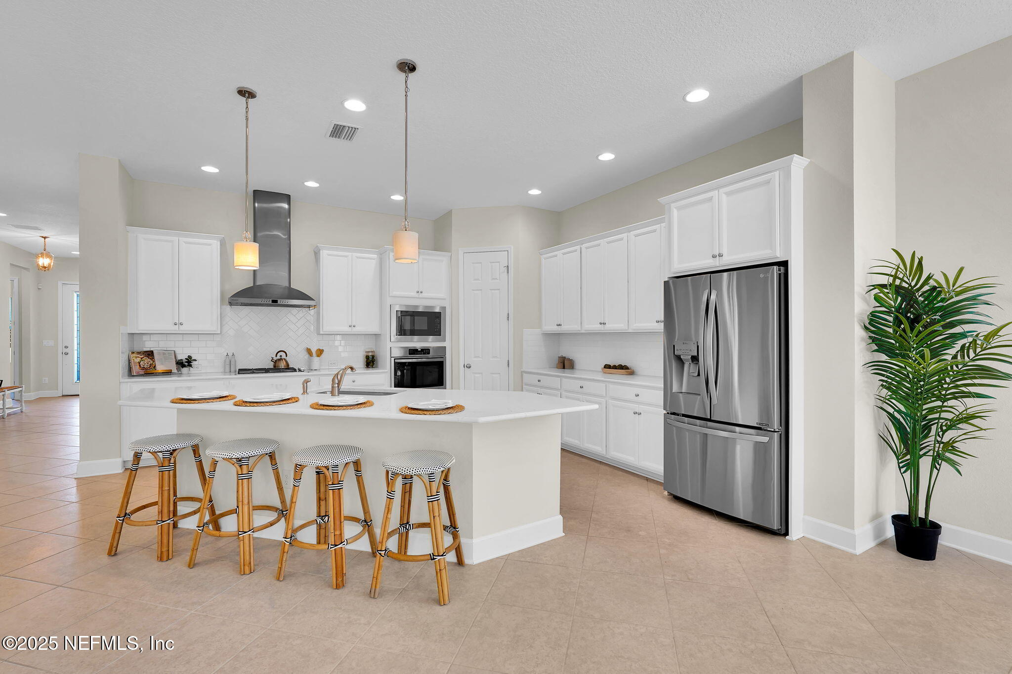 259 Daniel Park Circle Ponte Vedra, FL 32081 - Photo 8 of 69 Such a great space!