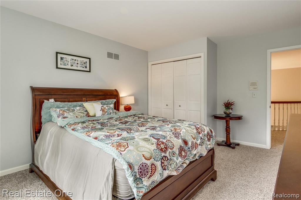 2802 Eagle Drive Rochester Hills, MI 48309 - Photo 50 of 78