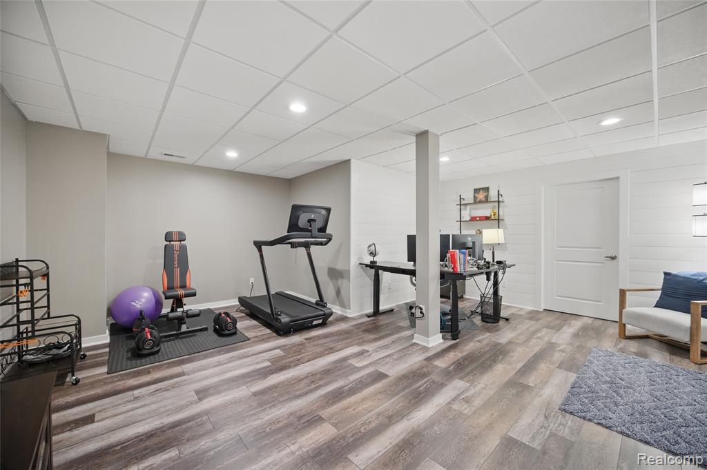 22638 Brantingham Road Macomb, MI 48044 - Photo 53 of 63
