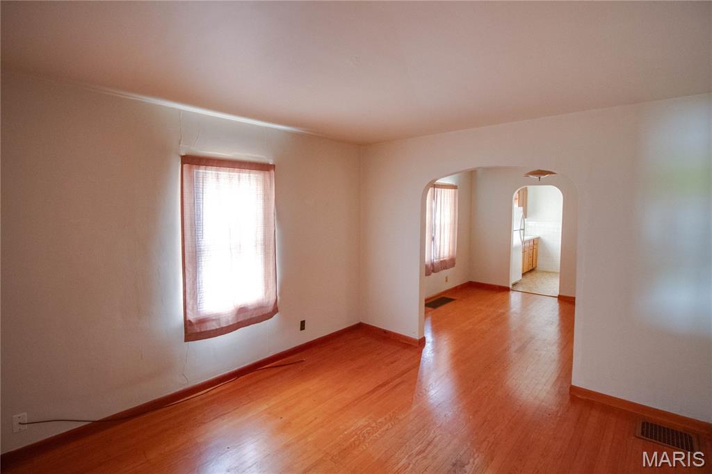 703 Condit Avenue Alton, IL 62002 - Photo 8 of 31 Gallery Image 8