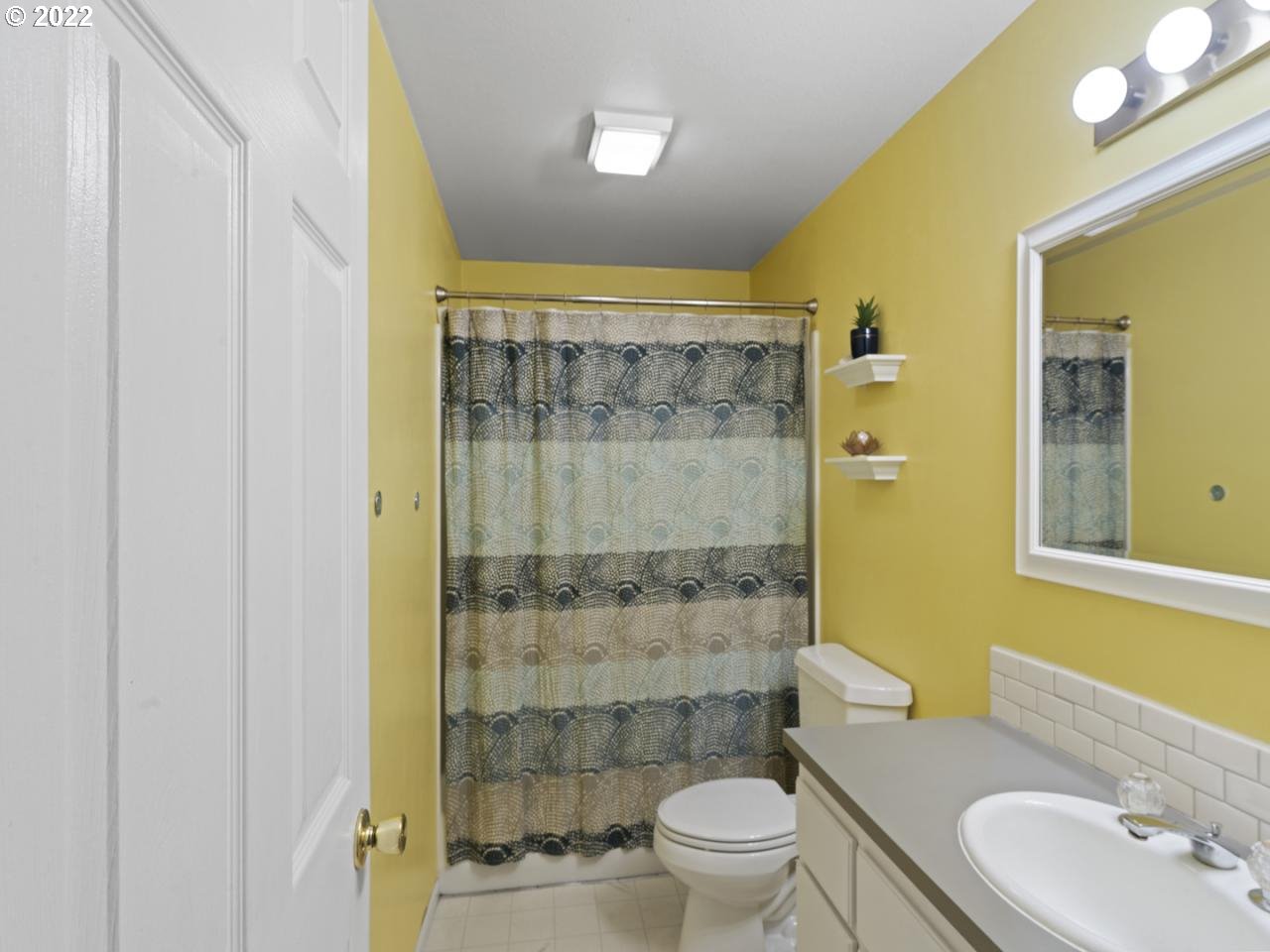 5630 Glacier Drive Springfield, OR 97478 - Photo 20 of 32 Gallery Image 20