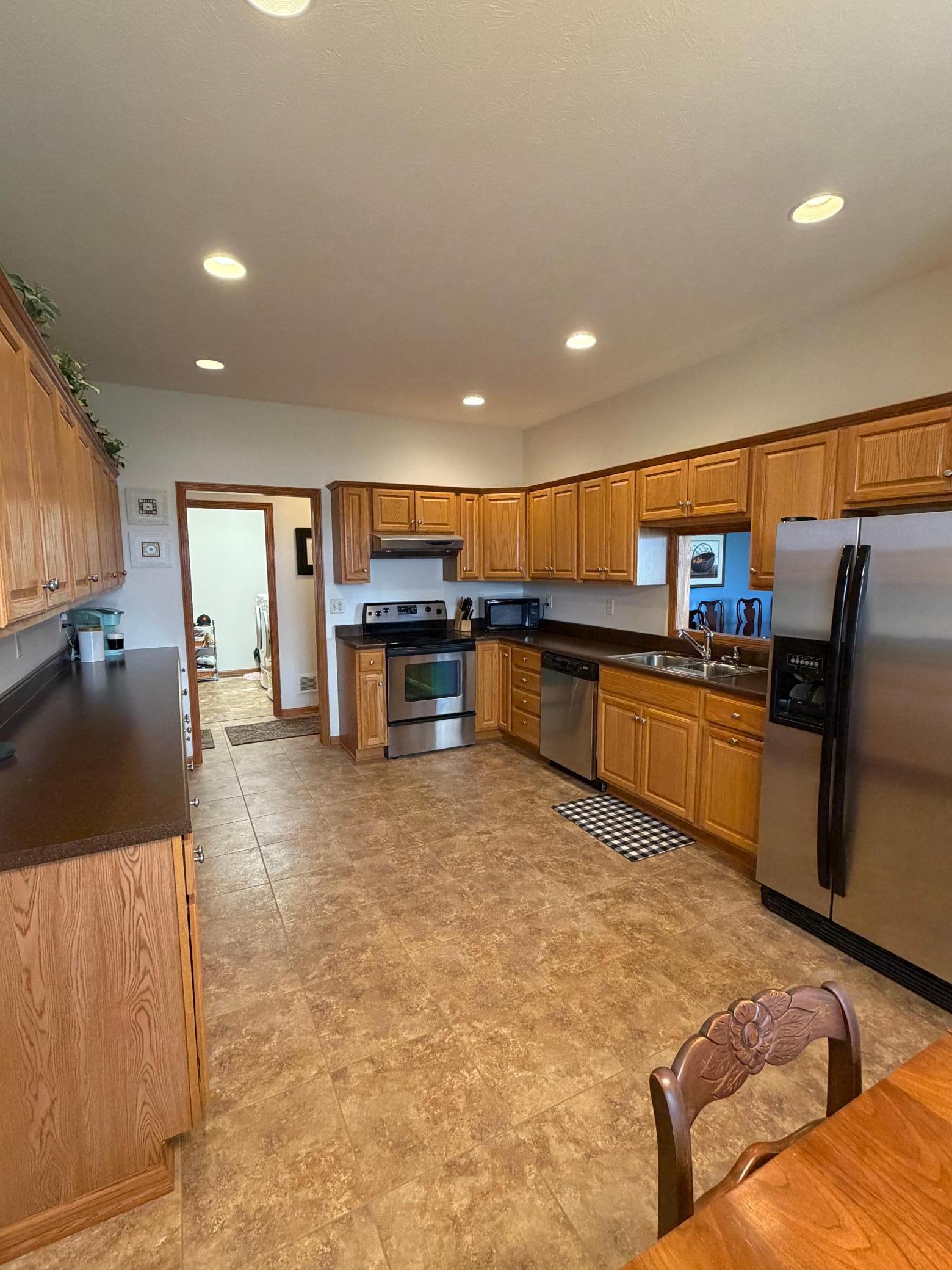 1636 Thunderbird Road, Unit 11 Marshall, MN 56258 - Photo 21 of 30