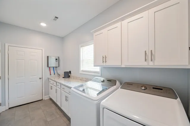 $315,000 | 175 Rolling Oak Drive, Big Sandy, TN 38221