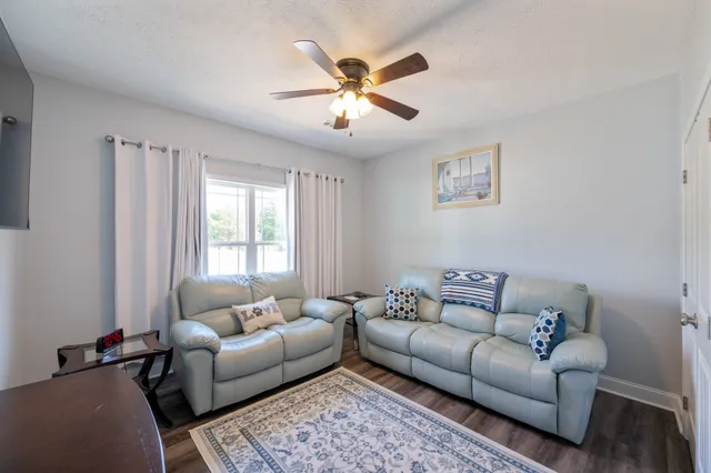 $315,000 | 175 Rolling Oak Drive, Big Sandy, TN 38221